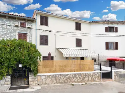 Ferienhaus für 4 Personen (85 m²) in Premantura 1/10