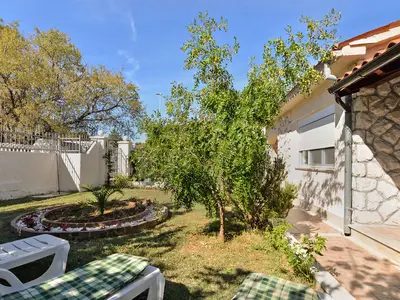 Ferienhaus für 6 Personen (75 m²) in Premantura 2/10