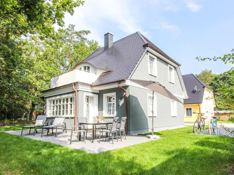 23882054-Ferienhaus-6-Prerow-800x600-0