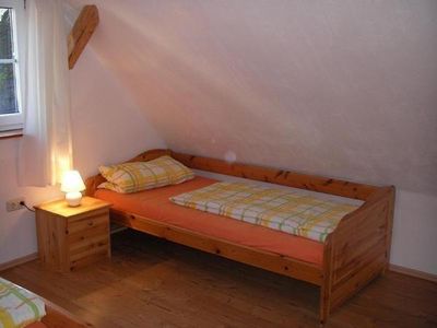 Dreibettzimmer-Einzelbett