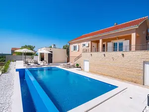 Ferienhaus für 5 Personen (100 m²) in Region Zadar