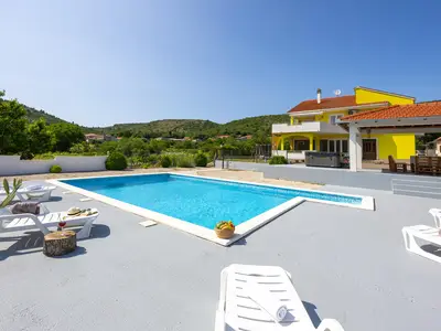 pool