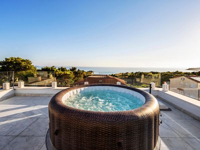 hot-tub