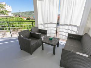 23943800-Ferienhaus-4-Primošten-300x225-1