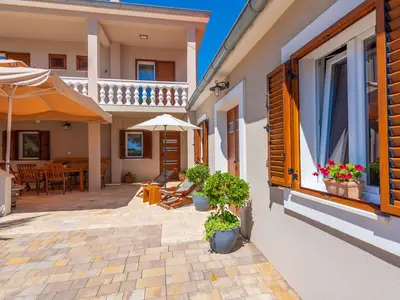 Ferienhaus für 7 Personen (98 m²) in Privlaka 6/10