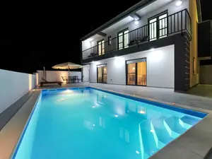 Ferienhaus für 8 Personen (150 m²) in Privlaka