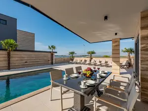 Ferienhaus für 10 Personen in Privlaka