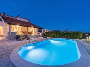 Ferienhaus für 8 Personen (120 m²) in Privlaka