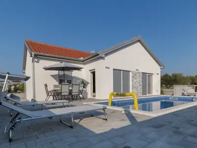 Ferienhaus für 6 Personen (90 m²) in Privlaka 4/10