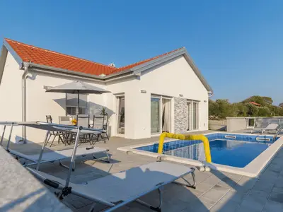Ferienhaus für 6 Personen (90 m²) in Privlaka 9/10