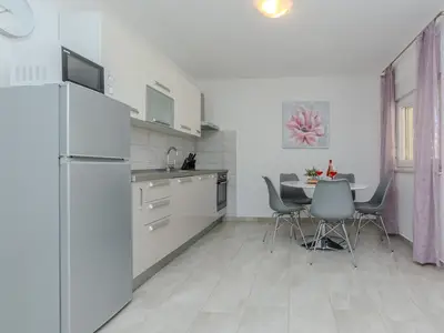 Ferienhaus für 6 Personen (60 m²) in Privlaka 7/10