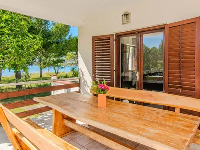 Ferienhaus für 8 Personen (120 m²) in Privlaka 1/10