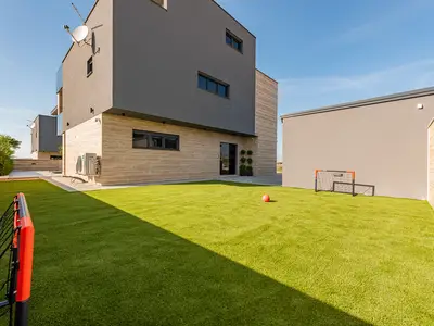 Ferienhaus für 10 Personen (240 m²) in Privlaka 5/10