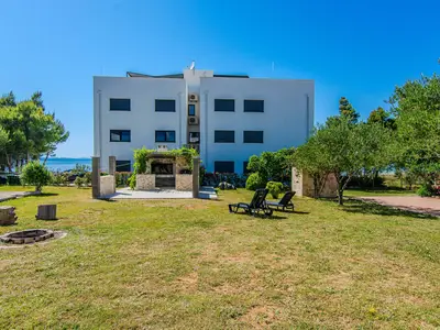 Ferienhaus für 8 Personen (120 m²) in Privlaka 6/10