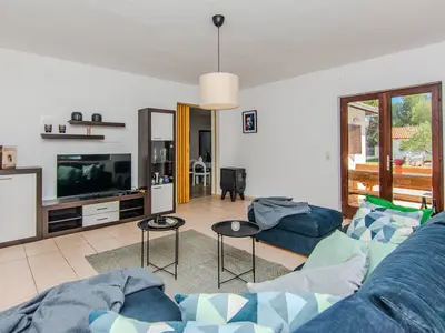 Ferienhaus für 8 Personen (120 m²) in Privlaka 10/10