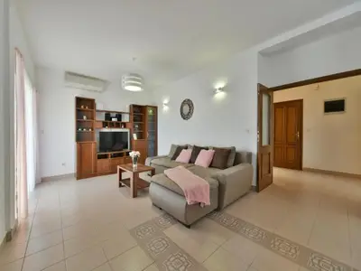 Ferienhaus für 10 Personen (180 m²) in Privlaka 5/10