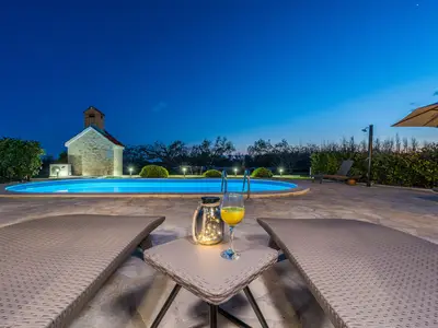 Ferienhaus für 8 Personen (120 m²) in Privlaka 4/10