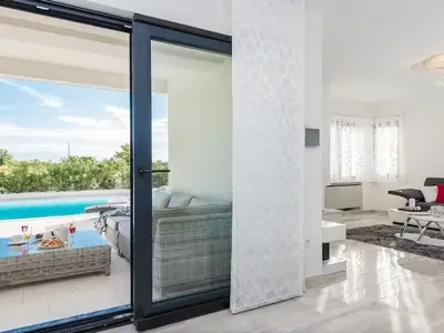 Ferienhaus für 6 Personen (190 m²) in Privlaka 10/10