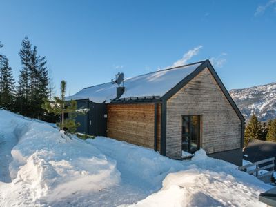 Außenseite Ferienhaus [Winter]