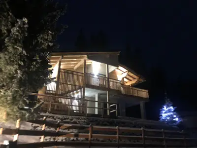 Außenansicht des Gebäudes