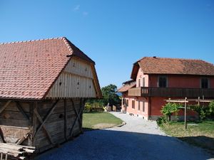 22807971-Ferienhaus-12-Ptuj-300x225-4