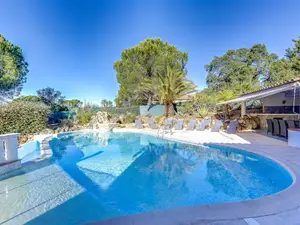 Ferienhaus für 8 Personen (140 m²) in Roquebrune