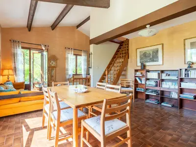 DiningRoom