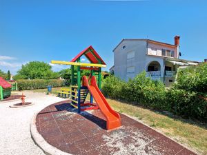 Ferienhaus für 8 Personen (130 m²) in Pula (Istarska)