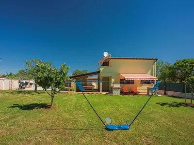 Ferienhaus für 4 Personen (65 m²) in Pula (Istarska) 1/10