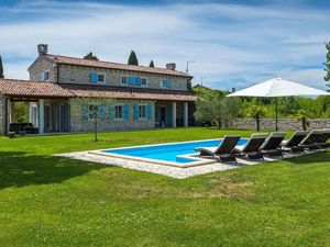 Ferienhaus für 8 Personen (187 m²) in Pula (Istarska)