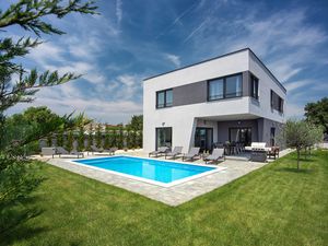 Ferienhaus für 8 Personen (258 m²) in Pula (Istarska)