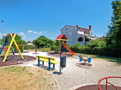 Ferienhaus für 8 Personen (130 m²) in Pula (Istarska) 5/10