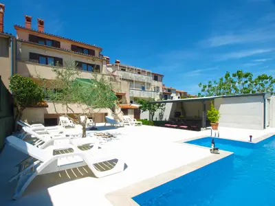 Ferienhaus für 8 Personen (180 m²) in Pula (Istarska) 2/10
