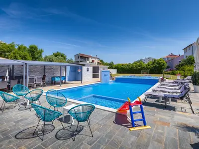 pool