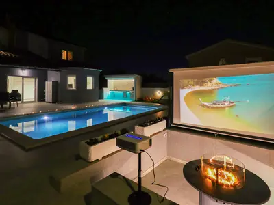 pool