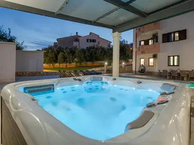 pool