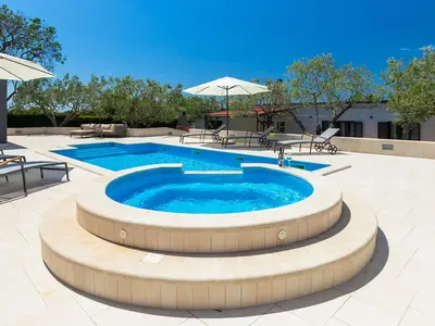 pool
