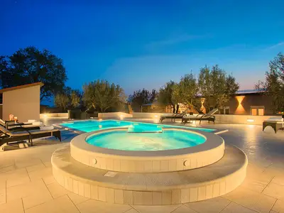 pool