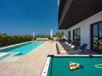 pool