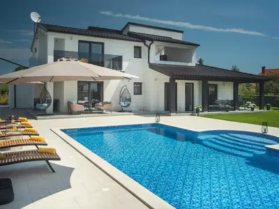 pool