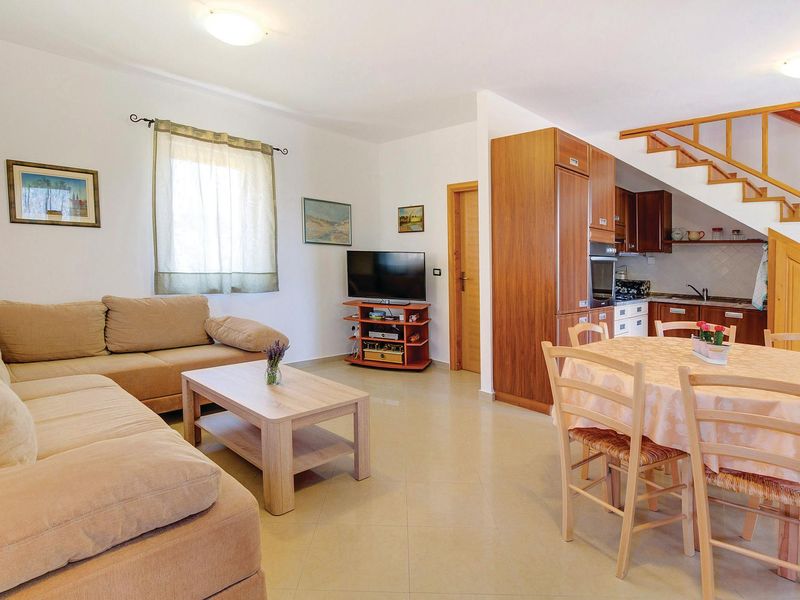 23728397-Ferienhaus-8-Punta Kriza-800x600-2