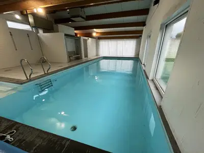 PoolOfHouse