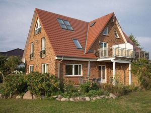 23956874-Ferienhaus-6-Putbus-300x225-0