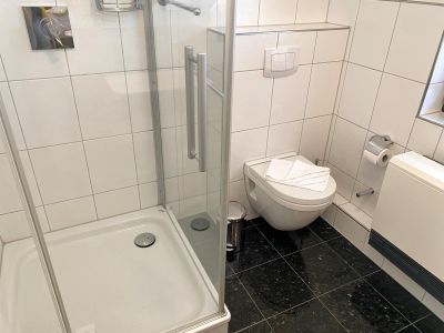 Badezimmer in der Doppelhaushälfte