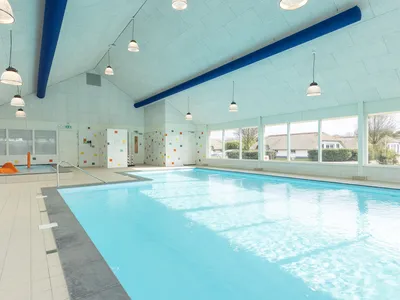 PoolOfHouse