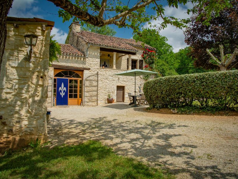 23896731-Ferienhaus-4-Puy-l'Évêque-800x600-2