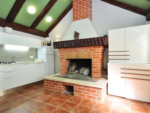 23939536-Ferienhaus-6-Pučišća-300x225-4