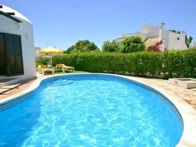 PoolOfHouse