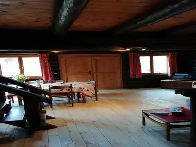 DiningRoom