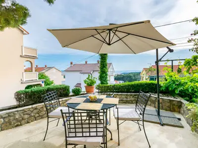 Ferienhaus für 7 Personen (140 m²) in Rab 1/10